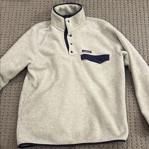 Patagonia Cream and Navy Pullover Fleece